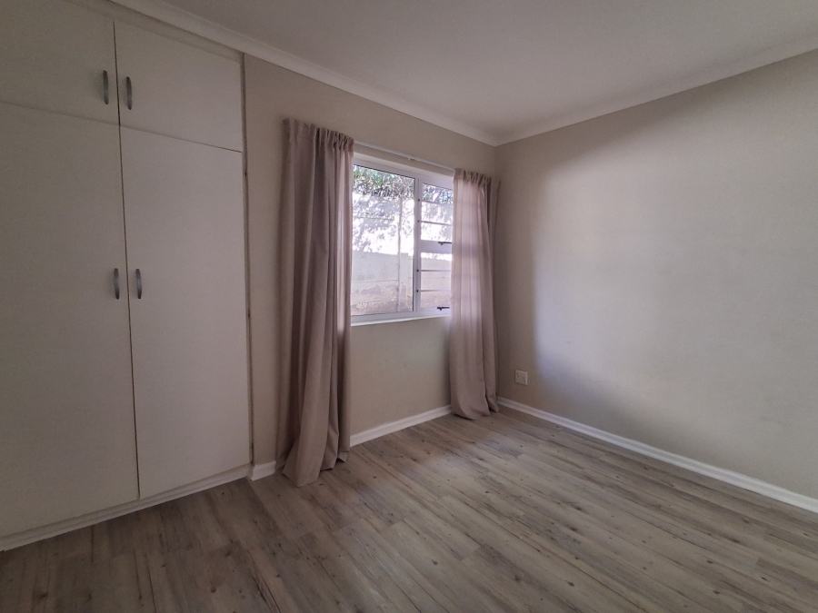 2 Bedroom Property for Sale in Beacon Bay Eastern Cape